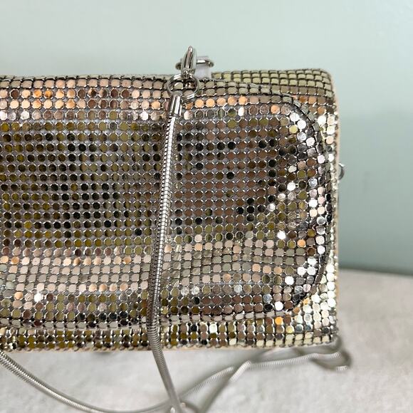 Vintage Whiting and Davis disco Light Gold Gemstone shoulder Bag wallet clutch - Picture 6 of 6